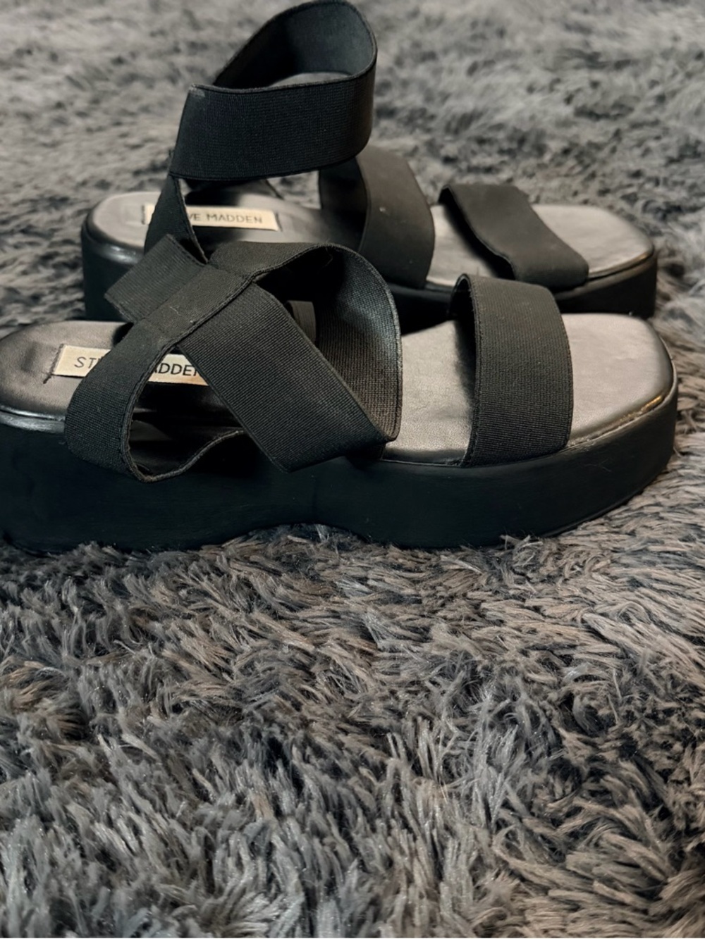 Steve Madden 90’s Black Elastic Crossover Platform Sandals Sz 6